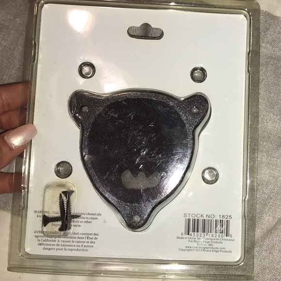 Cast Iron Bottle Opener Wall Hanger - Picture 5 of 6